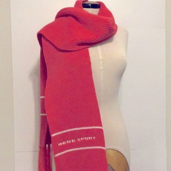 BEBE Sport Scarf Vintage Sport Ski Magenta Knit Fringed Scarf  Shawl White Logo - Picture 1 of 5